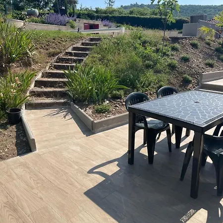 Le Cocon De Mya Villa Cenves Exterior photo